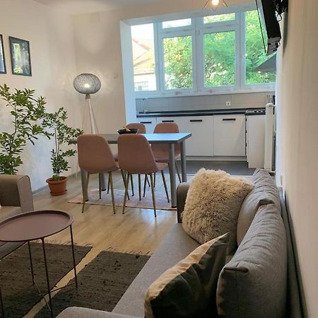 Abby Apartmentz ทูซลา ภายนอก รูปภาพ