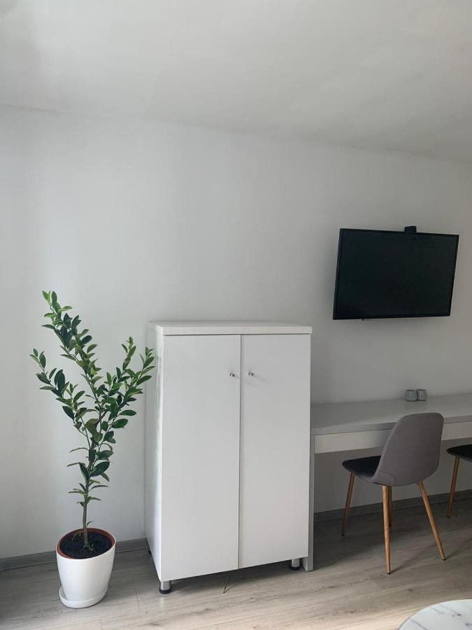 Abby Apartmentz ทูซลา ภายนอก รูปภาพ